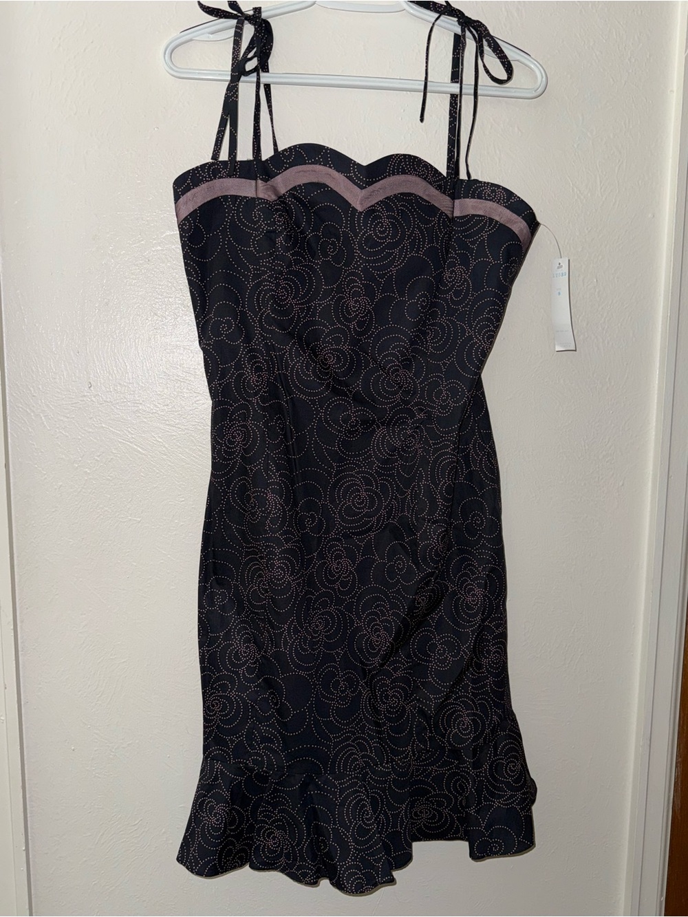Black and Pink Scallop-Trim Floral mini Dress